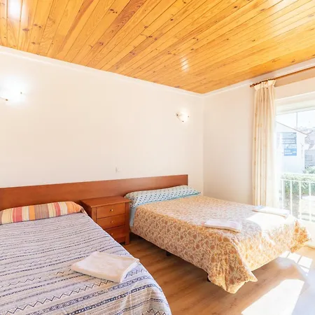 Gargantas De Gredos Nyaraló Burgohondo