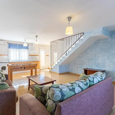 Gargantas De Gredos Nyaraló Burgohondo