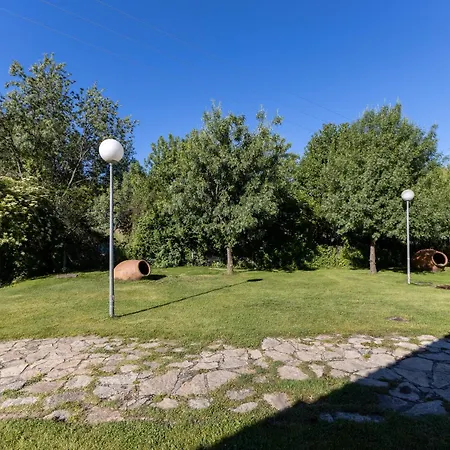 Gargantas De Gredos Nyaraló Burgohondo